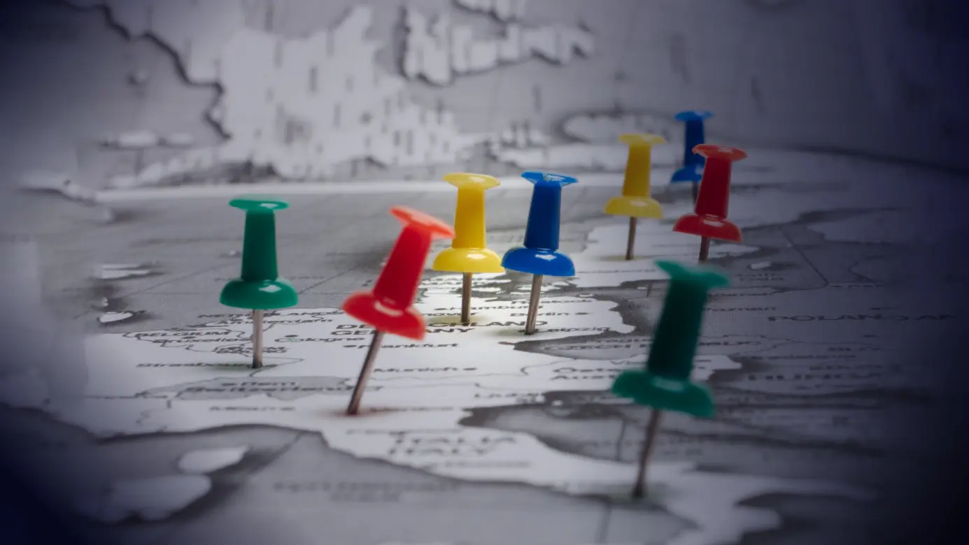 Instagram tracks Facebook user locations, WhatsApp is going to show ads