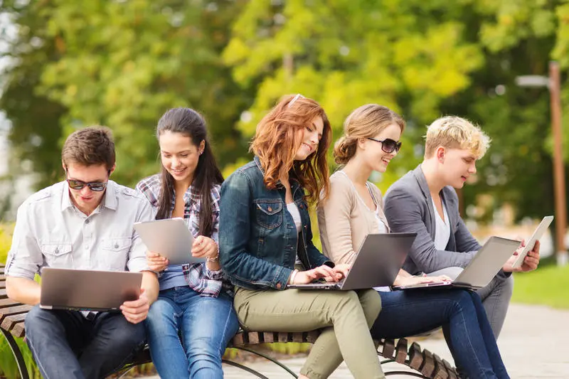 Russians Prefer VKontakte Social Network and WhatsApp Messenger