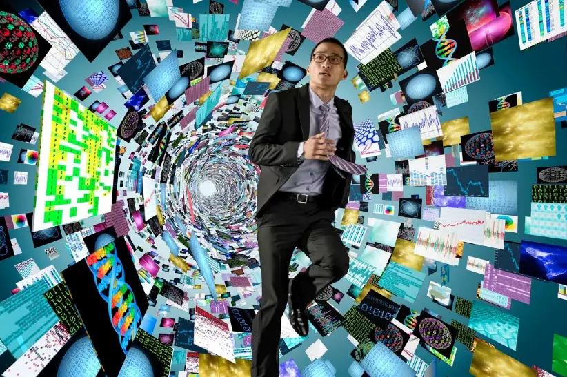 Online advertising: more or less
